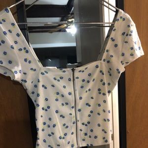 Cropped Top w/ Front Zipper